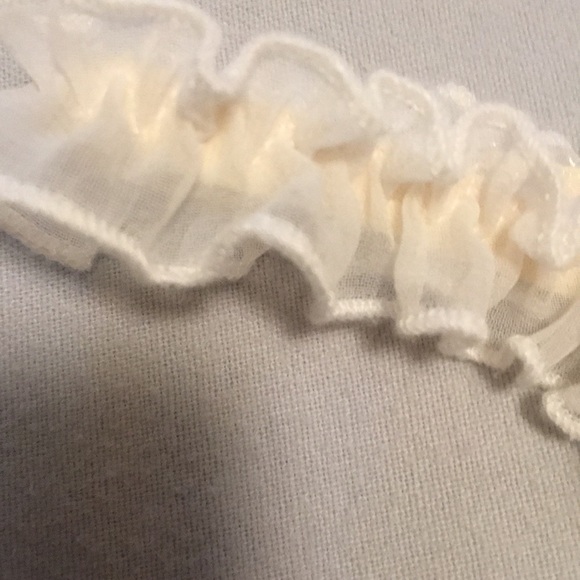 Victoria’s Secret Ivory Embroidered Nighty - Picture 7 of 7